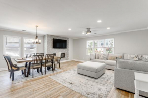 Walk to Beach Modern Myrtle Beach Townhome